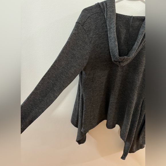 Pre-Owned MD Love Ryan Gray Hooded Sweater - Picture 3 of 6